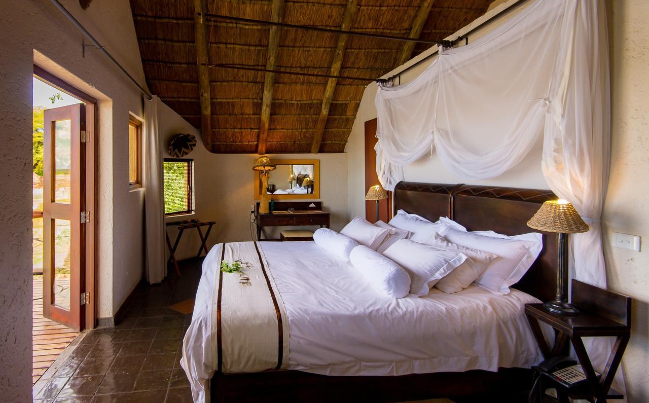 Tau Game Lodge Madikwe Game Reserve Zewnętrze zdjęcie