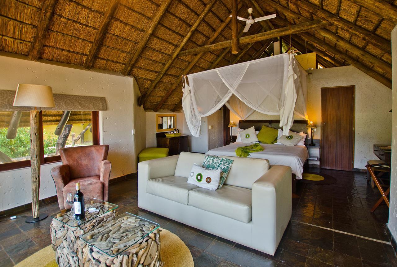 Tau Game Lodge Madikwe Game Reserve Zewnętrze zdjęcie