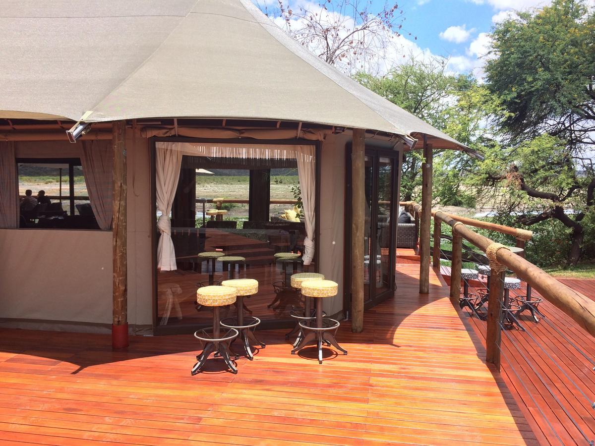 Tau Game Lodge Madikwe Game Reserve Zewnętrze zdjęcie